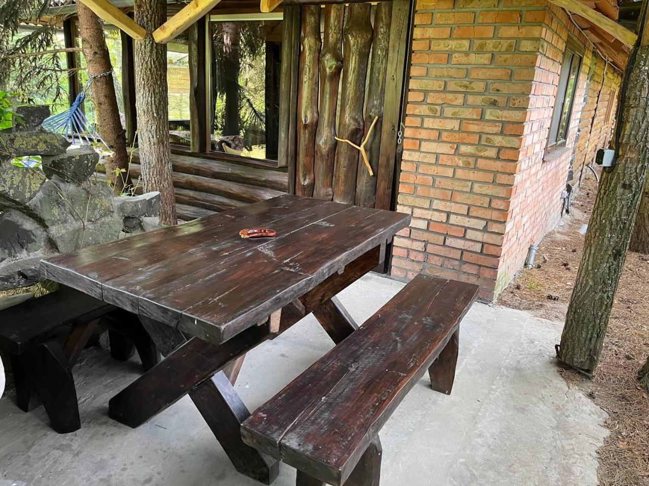 Zelenyi Rai Apartment Svityaz' Bilik gambar