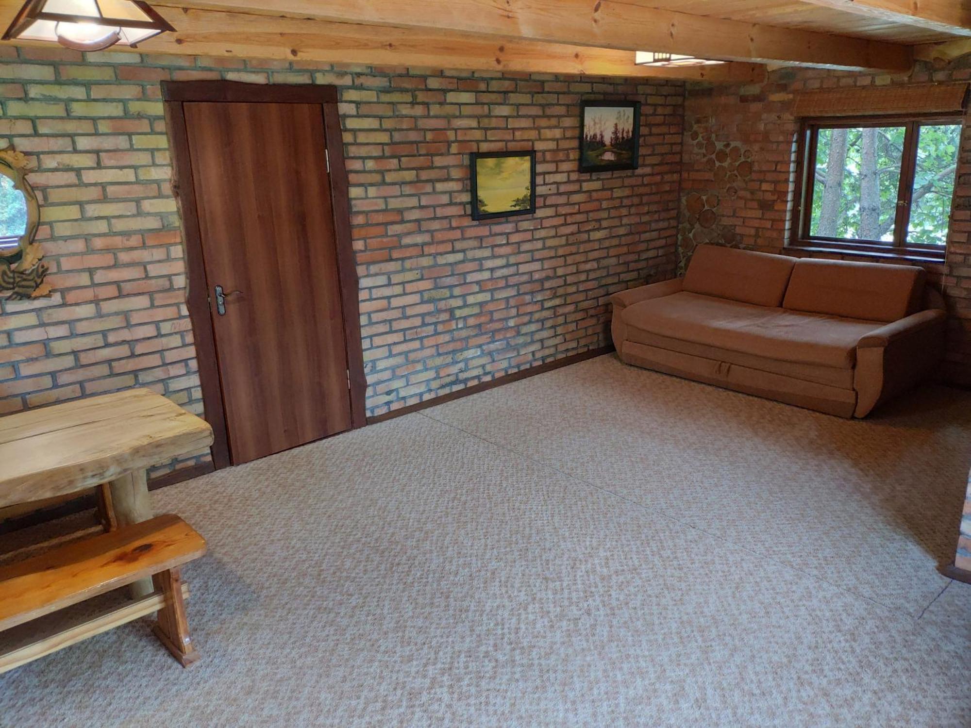 Zelenyi Rai Apartment Svityaz' Bilik gambar